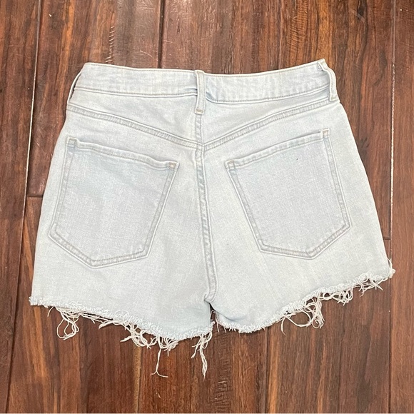 Old Navy Size 2 Women's High Rise Denim Cut-offs OG Secret Smooth Pockets - Picture 4 of 4